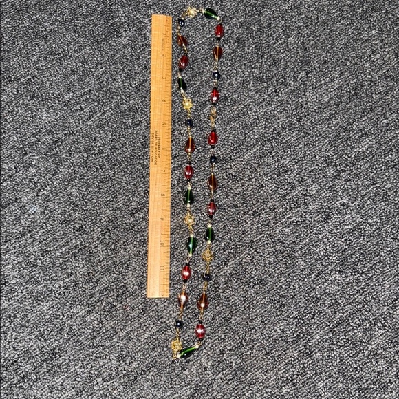 Elegant Multicolor Beaded Necklace - Picture 4 of 4